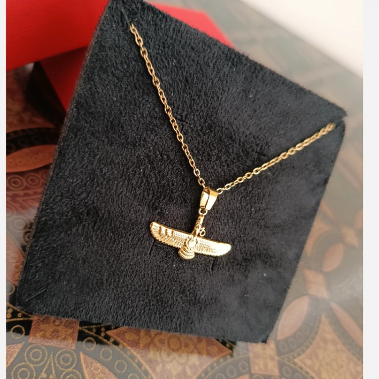 گردنبند مردانه مدل فروهر رنگ ثابت سایز کوچیک اقساط 4 ماهه